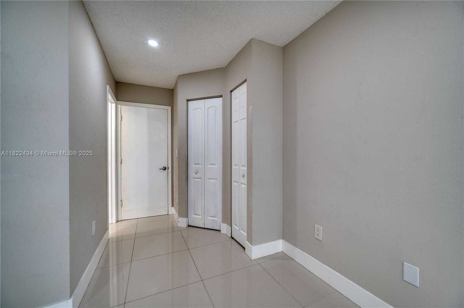 Small Image of 9408 SOUTH WEST 156TH PL, Miami Number 35