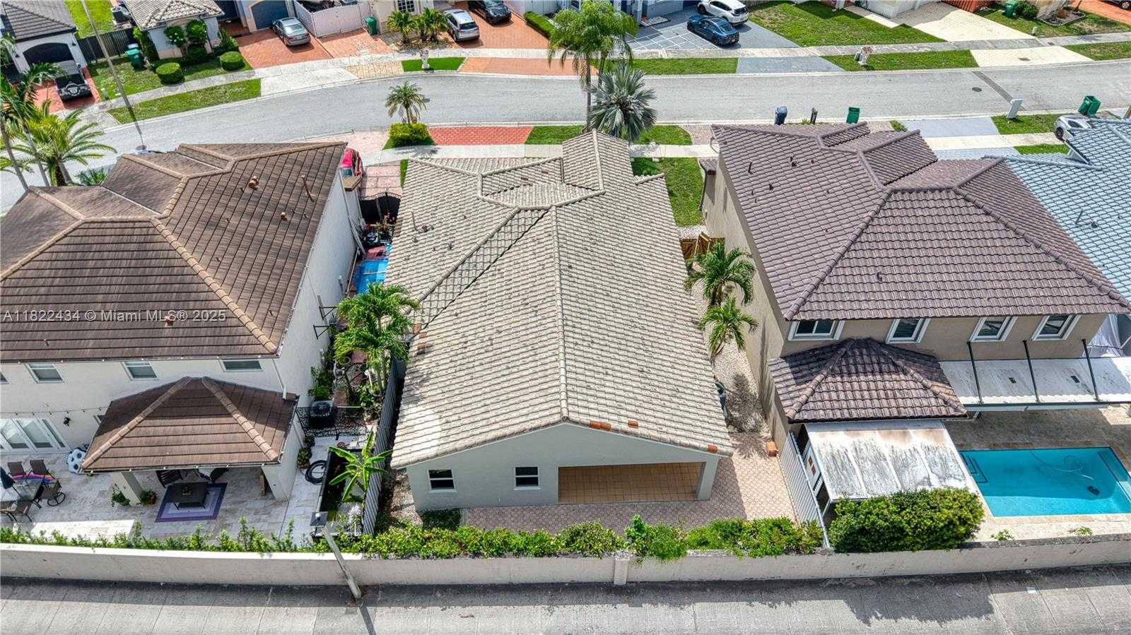 Small Image of 9408 SOUTH WEST 156TH PL, Miami Number 7