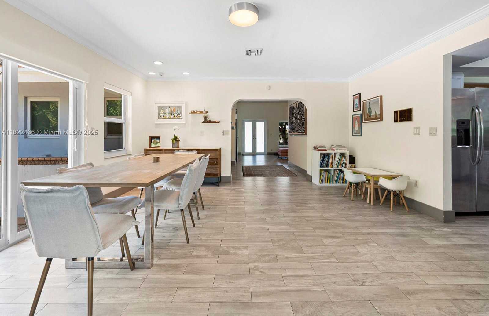 Small Image of 811 TRASCORO AVE, Coral Gables Number 12