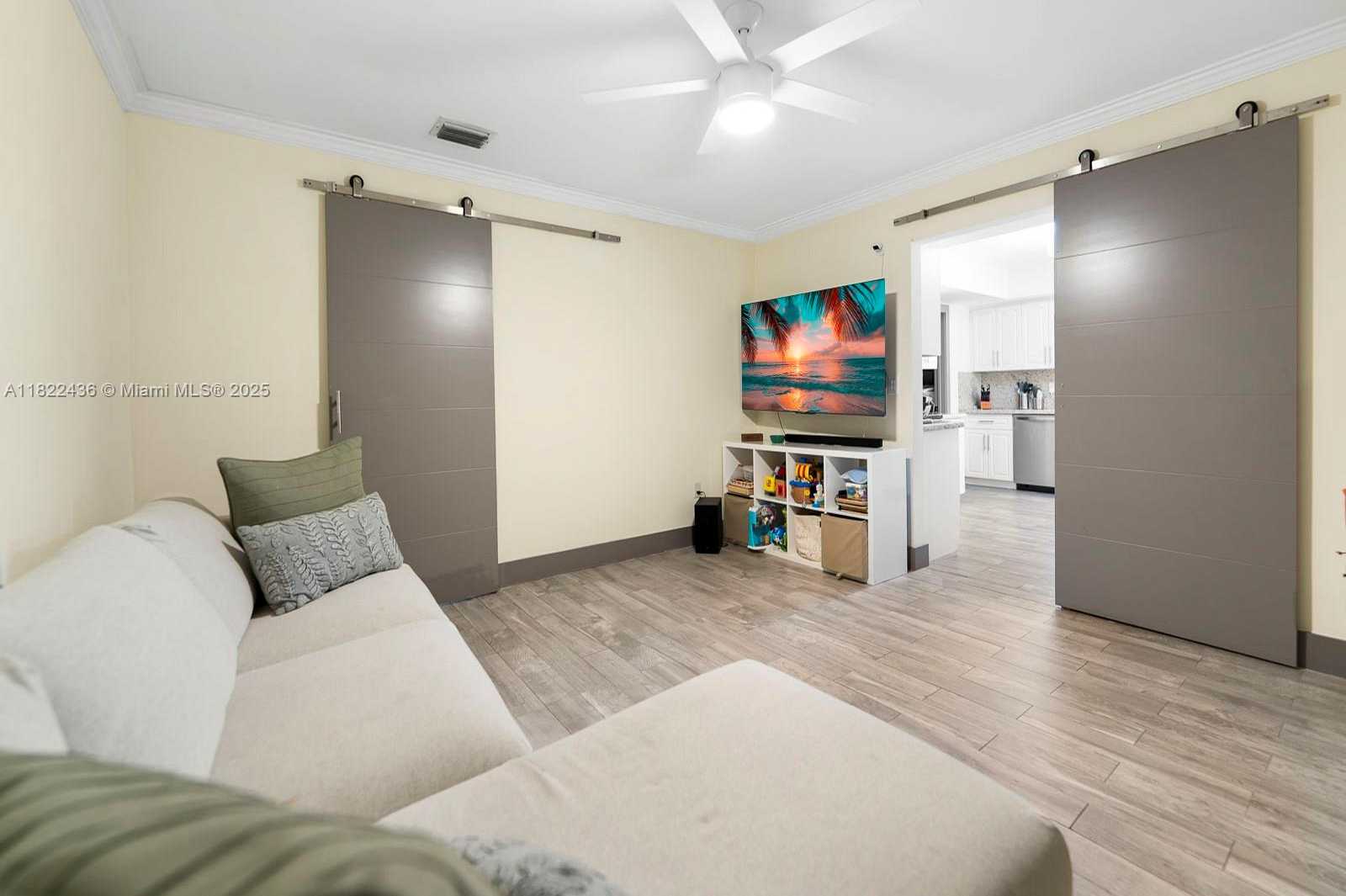 Small Image of 811 TRASCORO AVE, Coral Gables Number 17