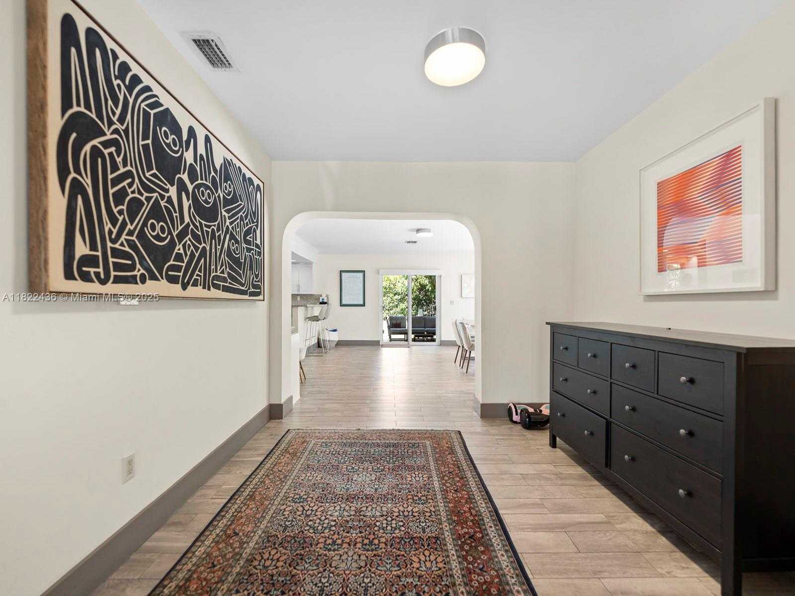 Small Image of 811 TRASCORO AVE, Coral Gables Number 5