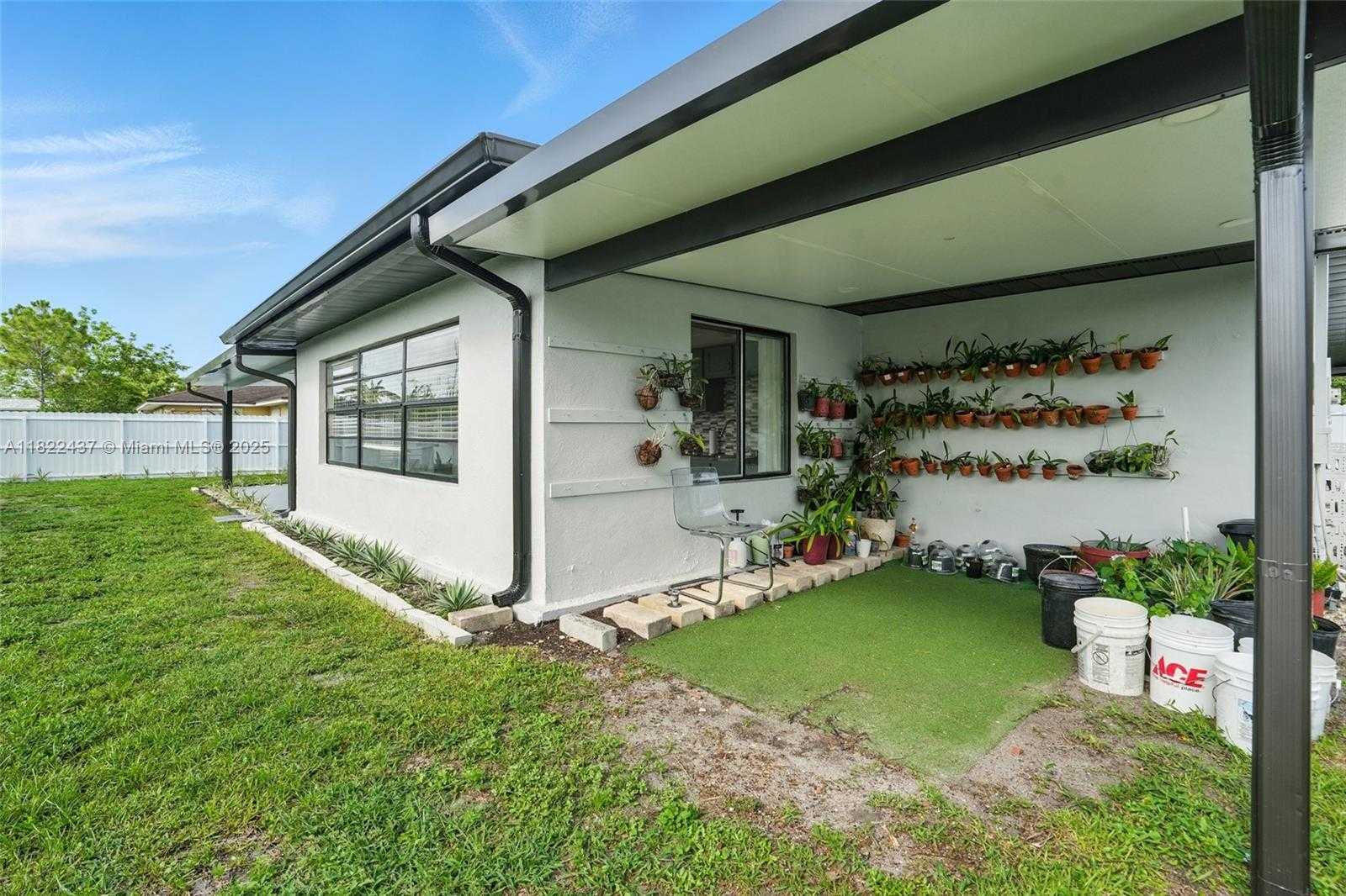 Small Image of Lehigh Acres Number 36