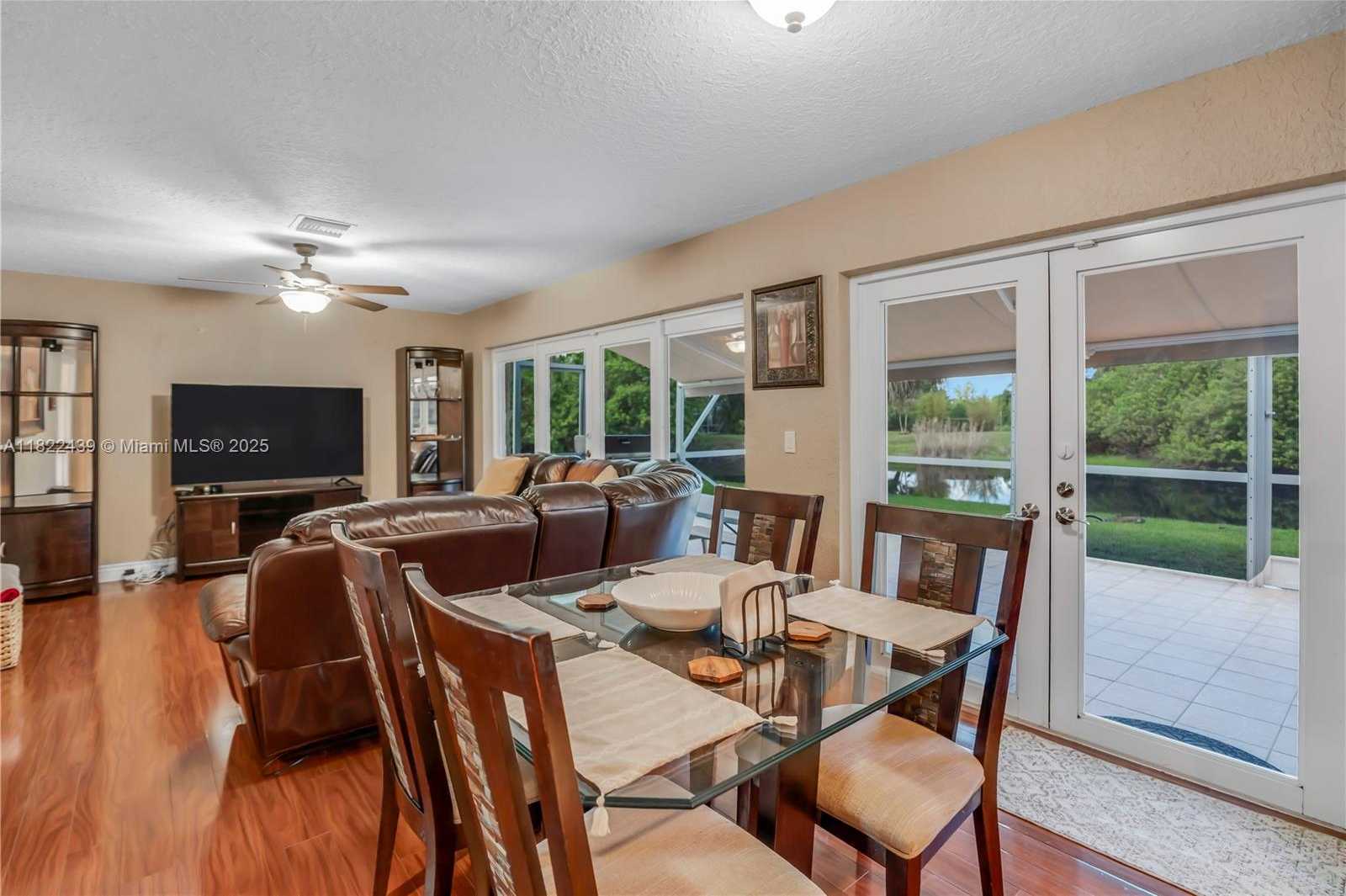 Small Image of Boca Raton Number 12