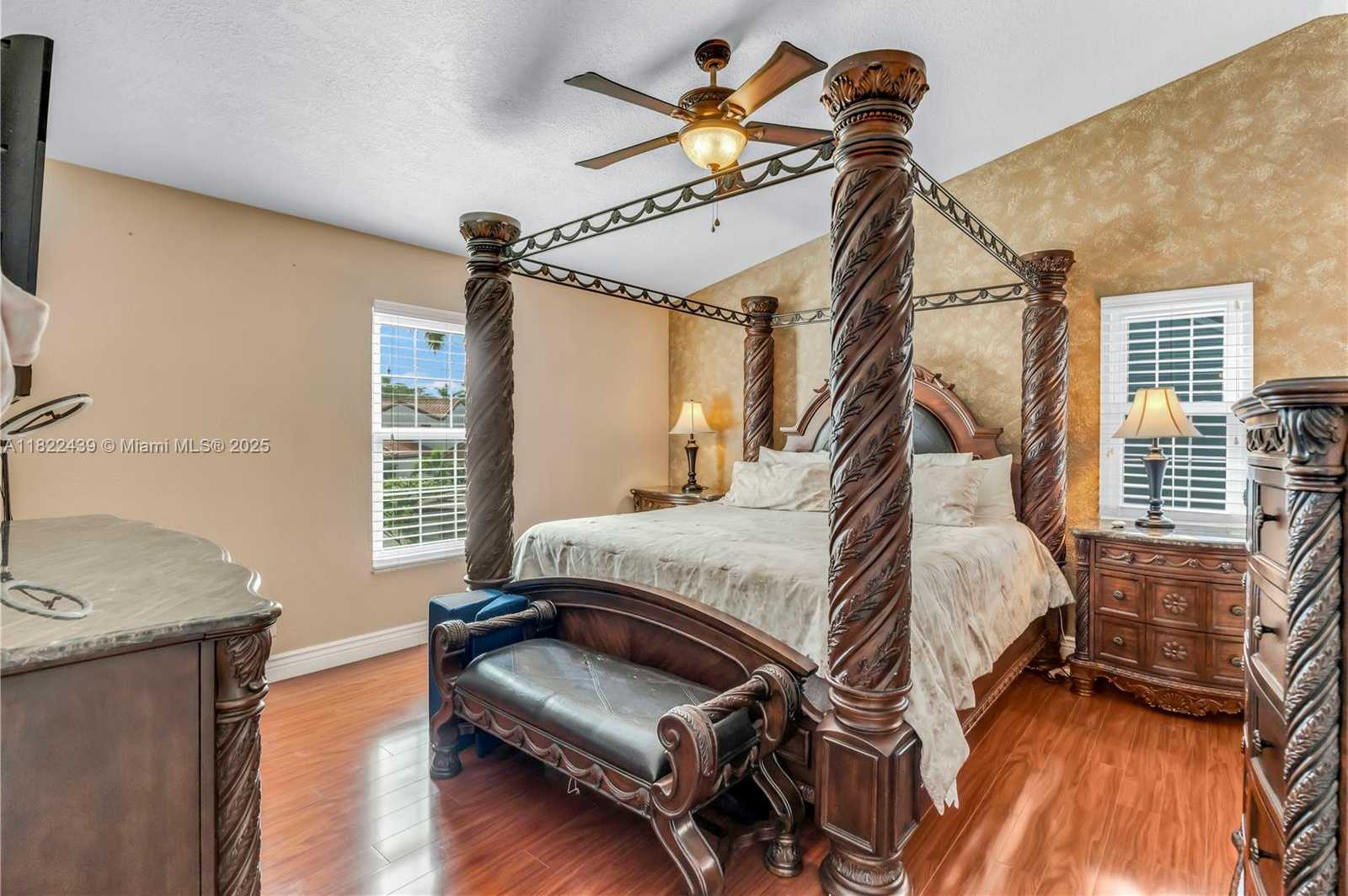 Small Image of Boca Raton Number 20