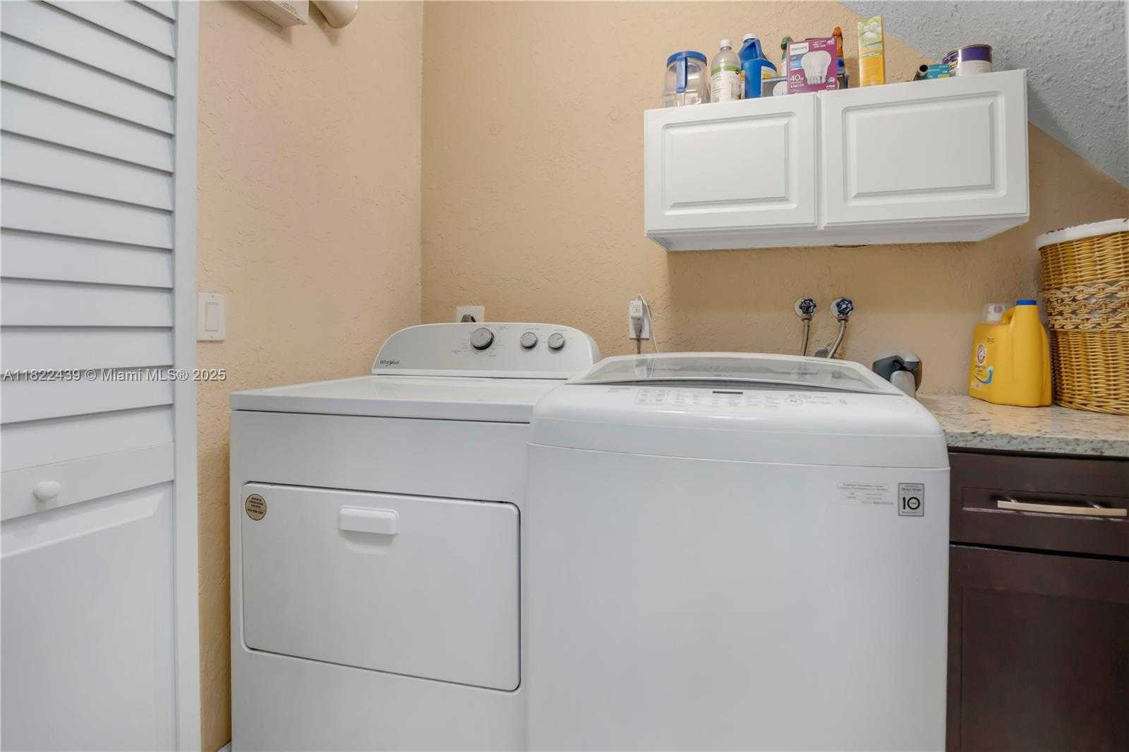 Small Image of Boca Raton Number 33