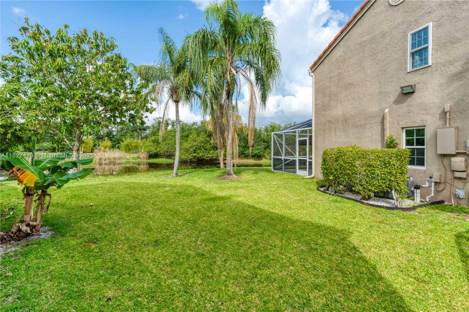 Small Image of Boca Raton Number 40
