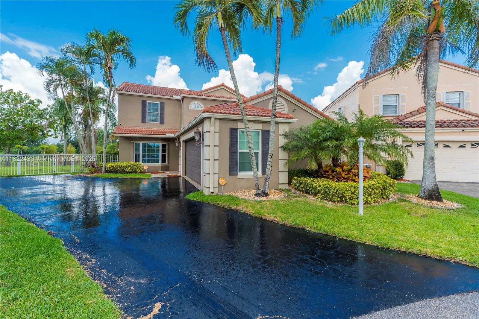 Small Image of Boca Raton Number 42