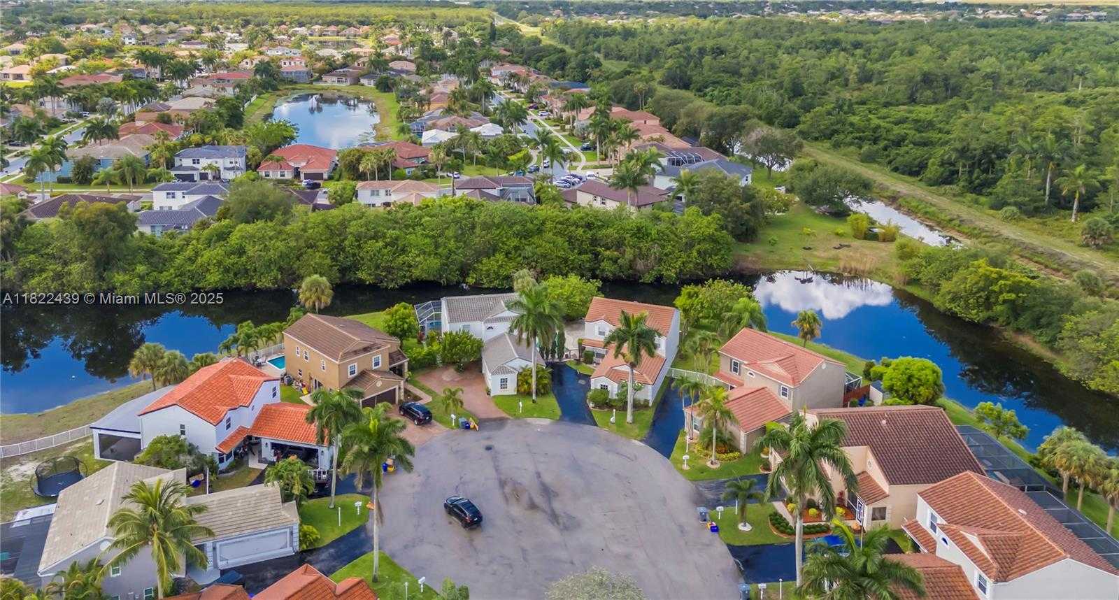 Small Image of Boca Raton Number 47