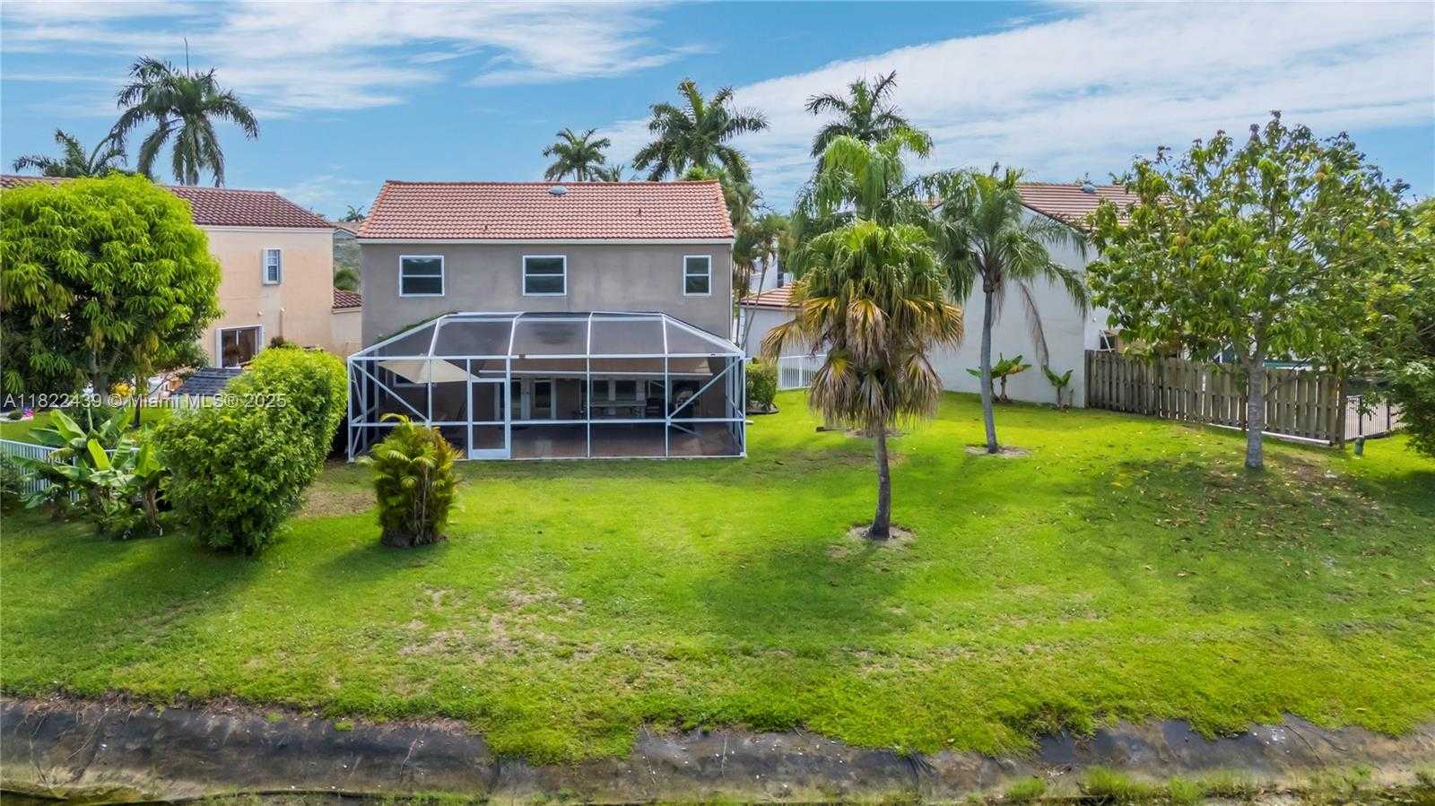 Small Image of Boca Raton Number 53