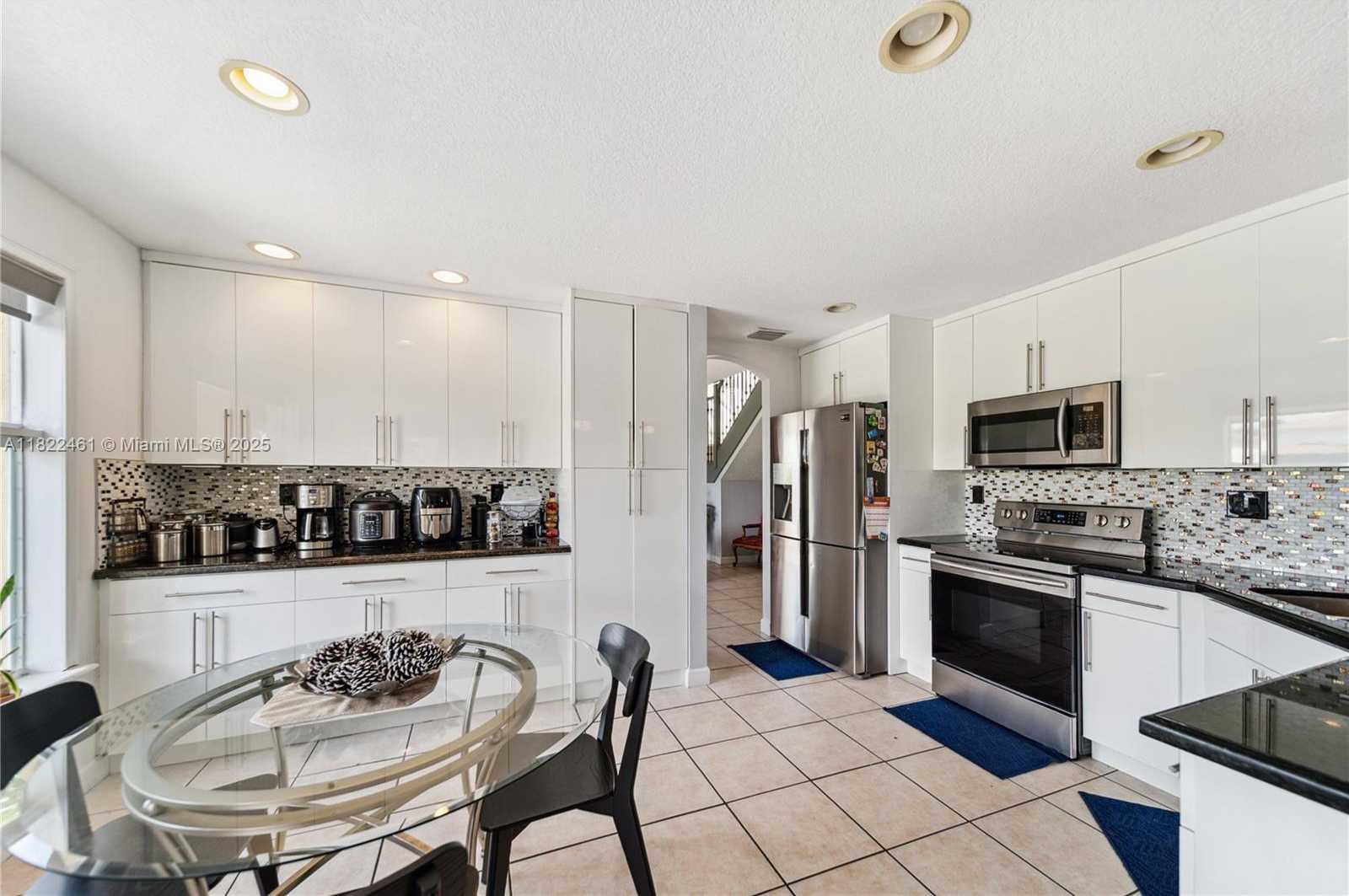 Small Image of 11018 NORTH WEST 47TH TER, Doral Number 10