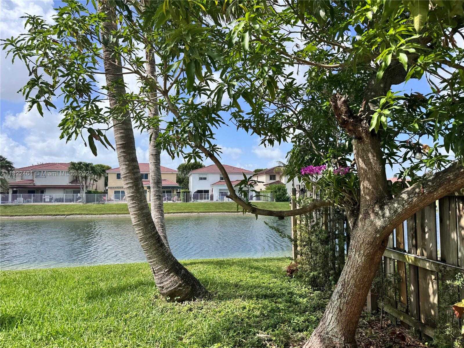 Small Image of 11018 NORTH WEST 47TH TER, Doral Number 23