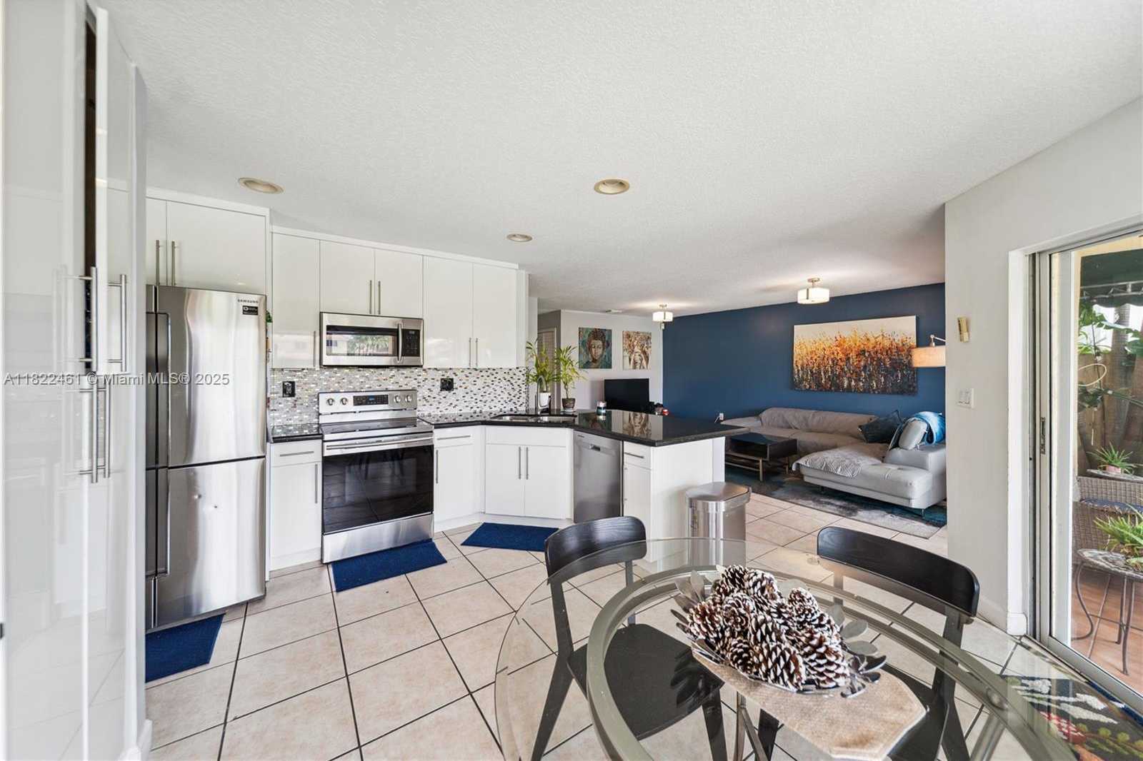 Small Image of 11018 NORTH WEST 47TH TER, Doral Number 8