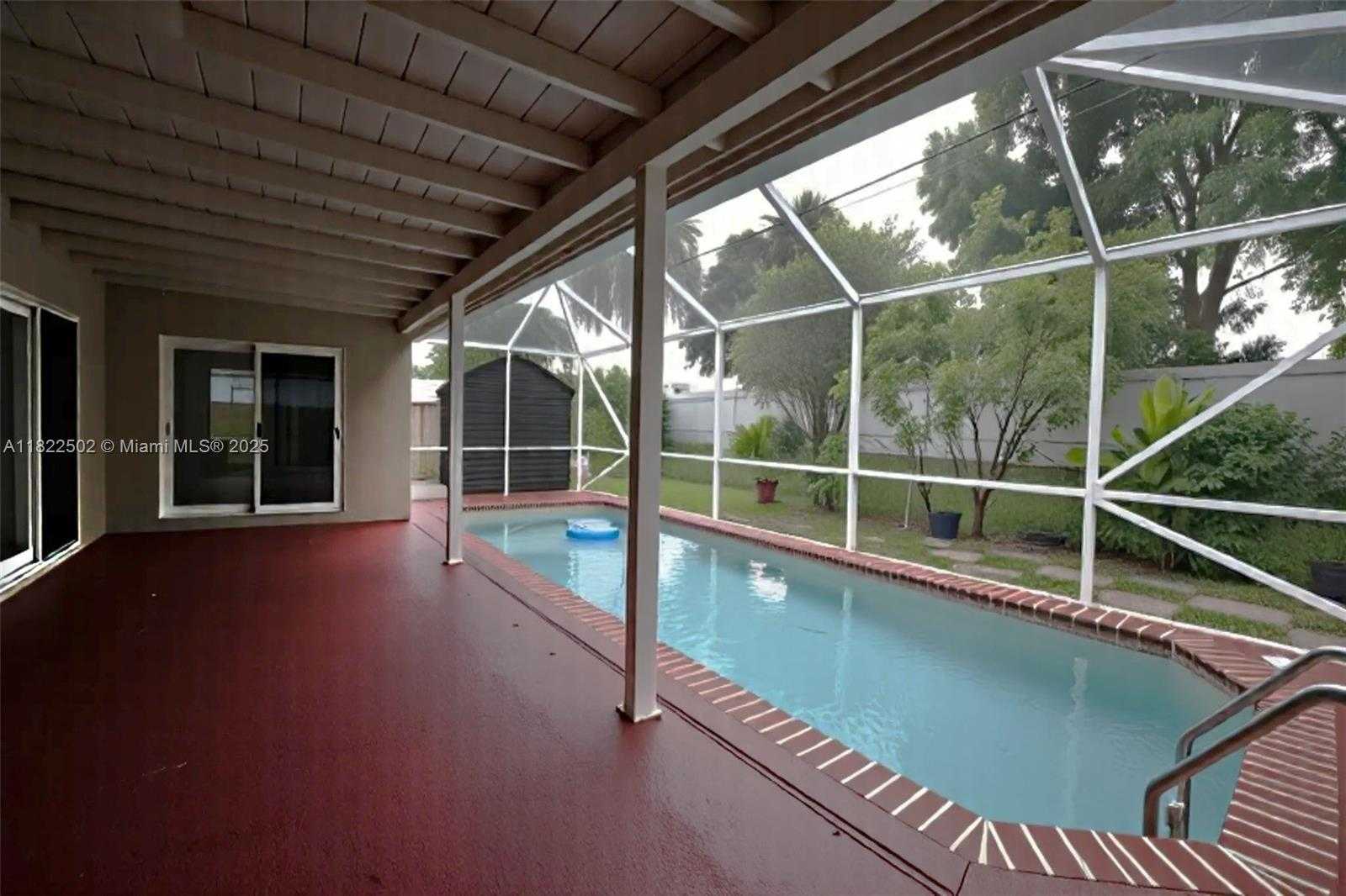 Small Image of 22115 SOUTH WEST 58TH AVE, Boca Raton Number 2