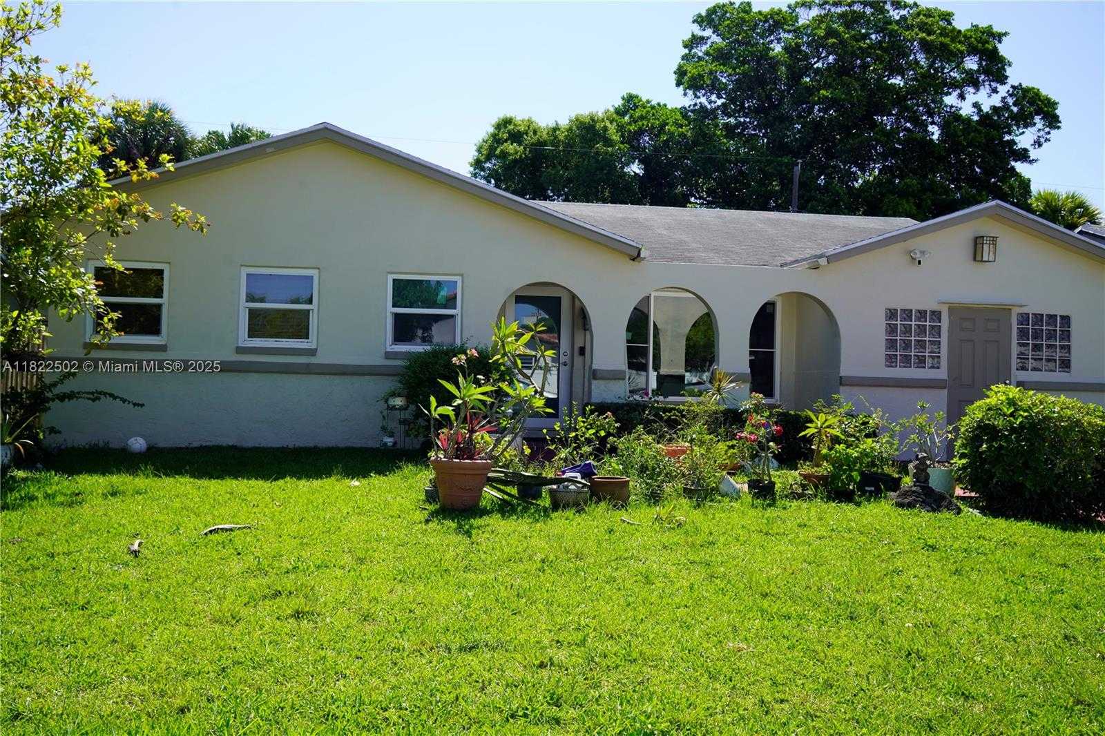 Small Image of 22115 SOUTH WEST 58TH AVE, Boca Raton Number 4