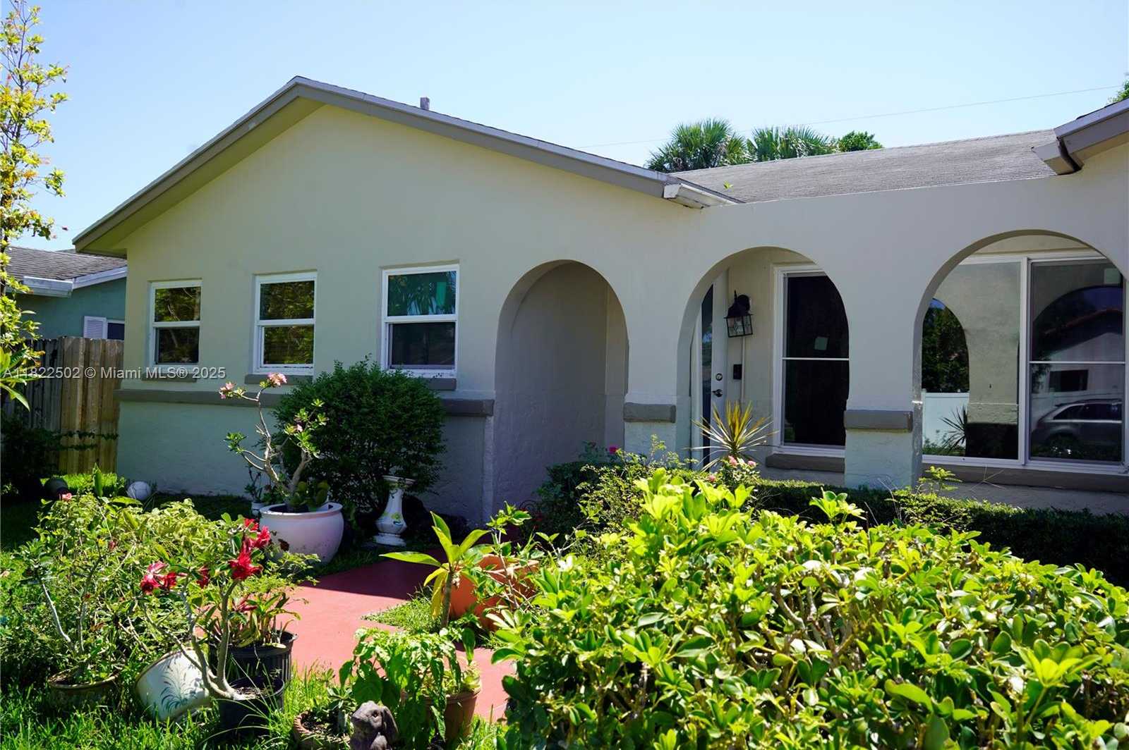 Small Image of 22115 SOUTH WEST 58TH AVE, Boca Raton Number 5