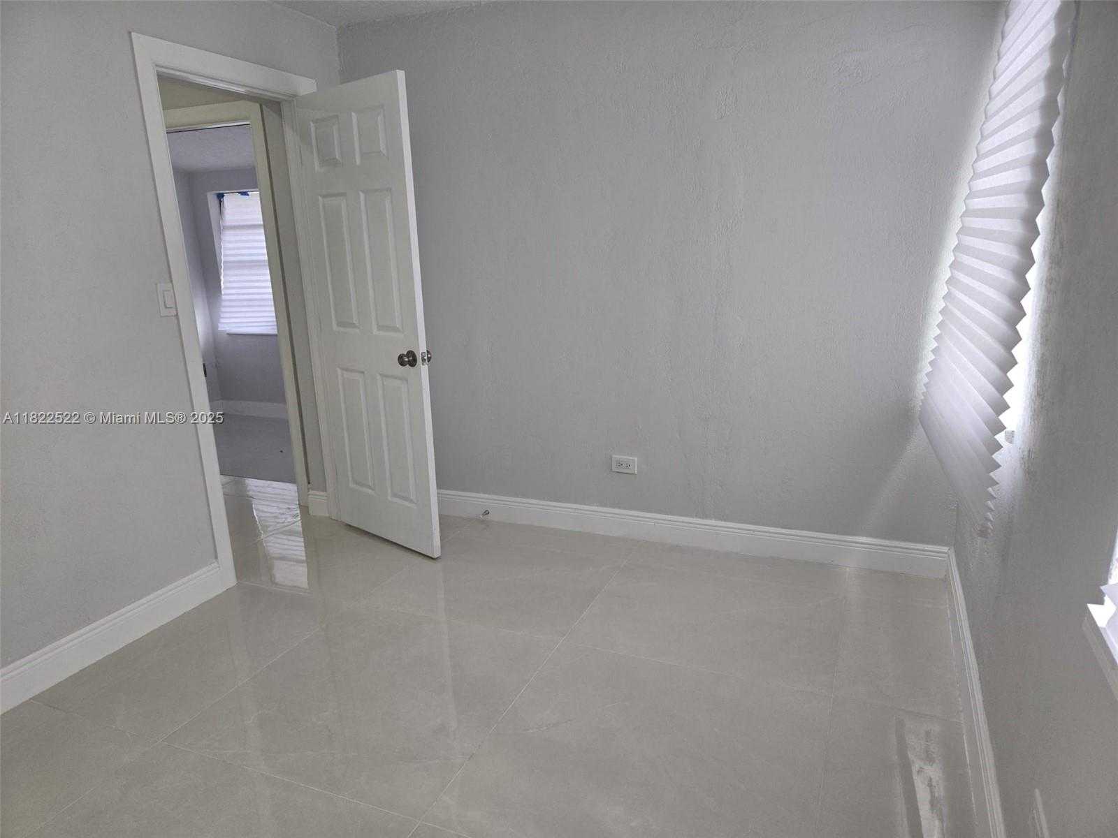Small Image of 257 EAST 38TH ST, Hialeah Number 11