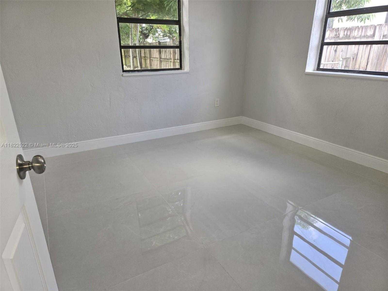 Small Image of 257 EAST 38TH ST, Hialeah Number 12