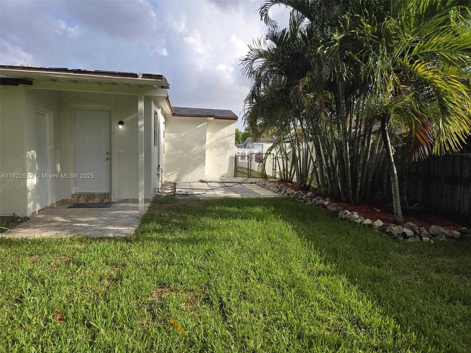 Small Image of 257 EAST 38TH ST, Hialeah Number 5