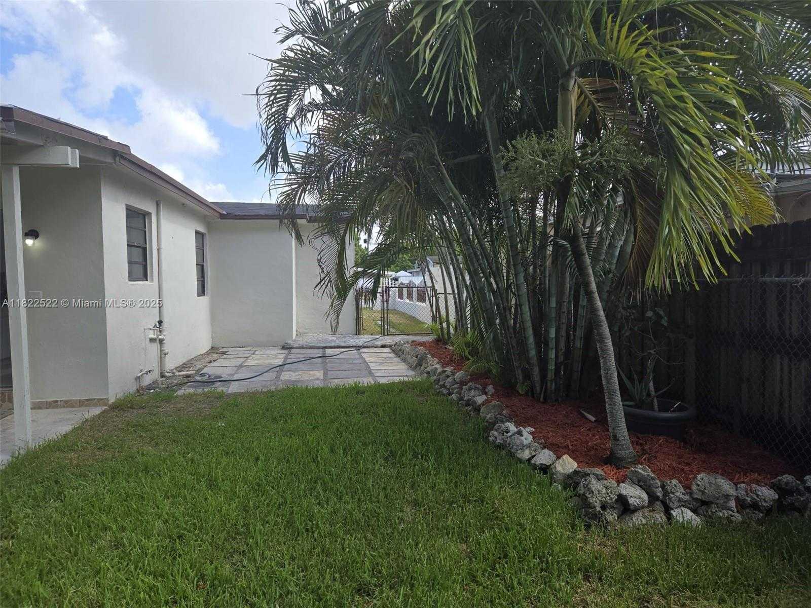 Small Image of 257 EAST 38TH ST, Hialeah Number 6