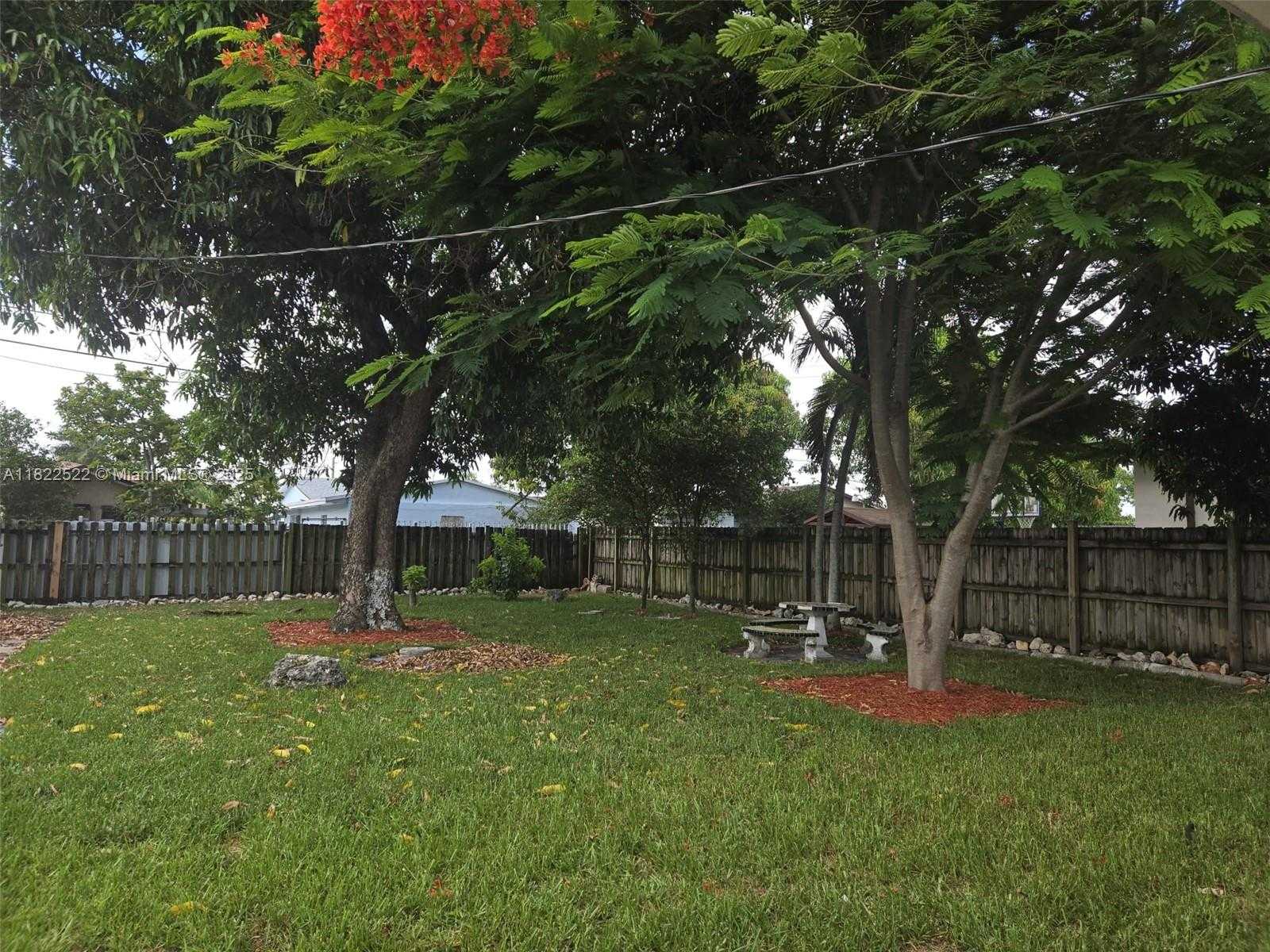 Small Image of 257 EAST 38TH ST, Hialeah Number 7
