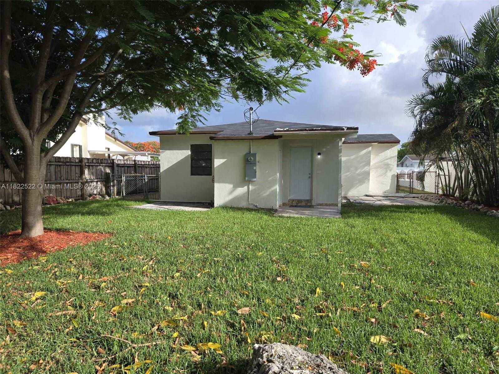 Small Image of 257 EAST 38TH ST, Hialeah Number 8