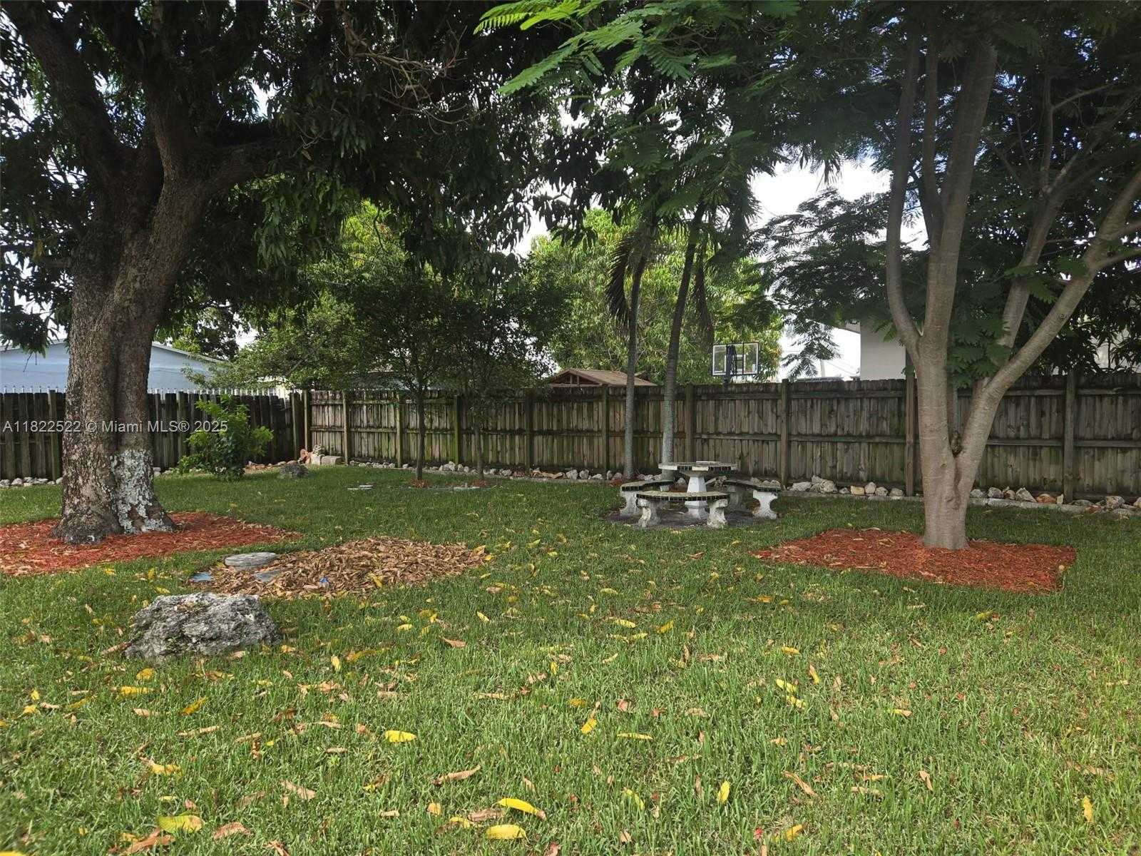 Small Image of 257 EAST 38TH ST, Hialeah Number 9