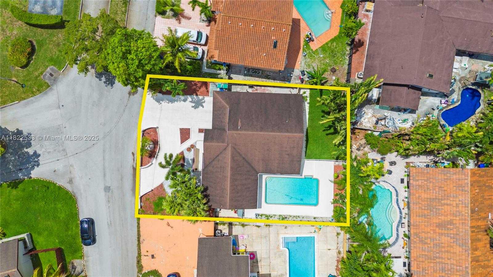 Small Image of 20511 NORTH EAST 7TH CT, Miami Number 23