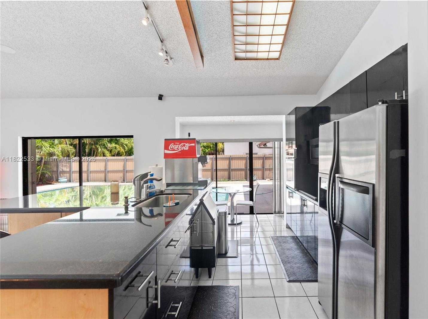 Small Image of 20511 NORTH EAST 7TH CT, Miami Number 8
