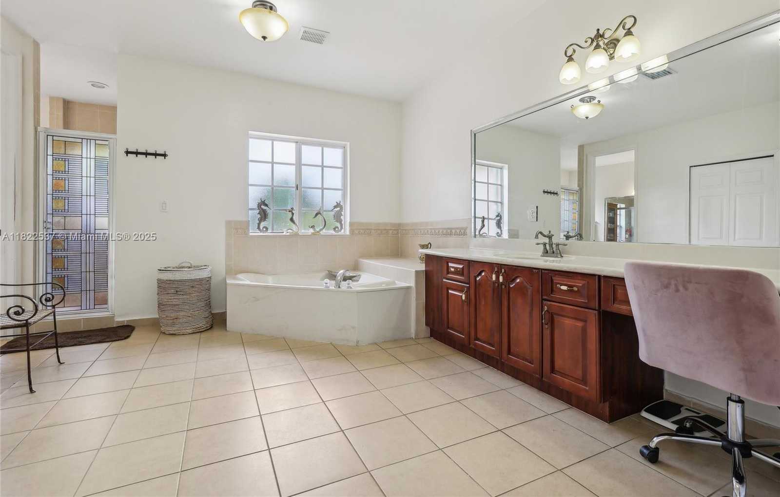 Small Image of 13006 SOUTH WEST 196TH ST, Miami Number 20