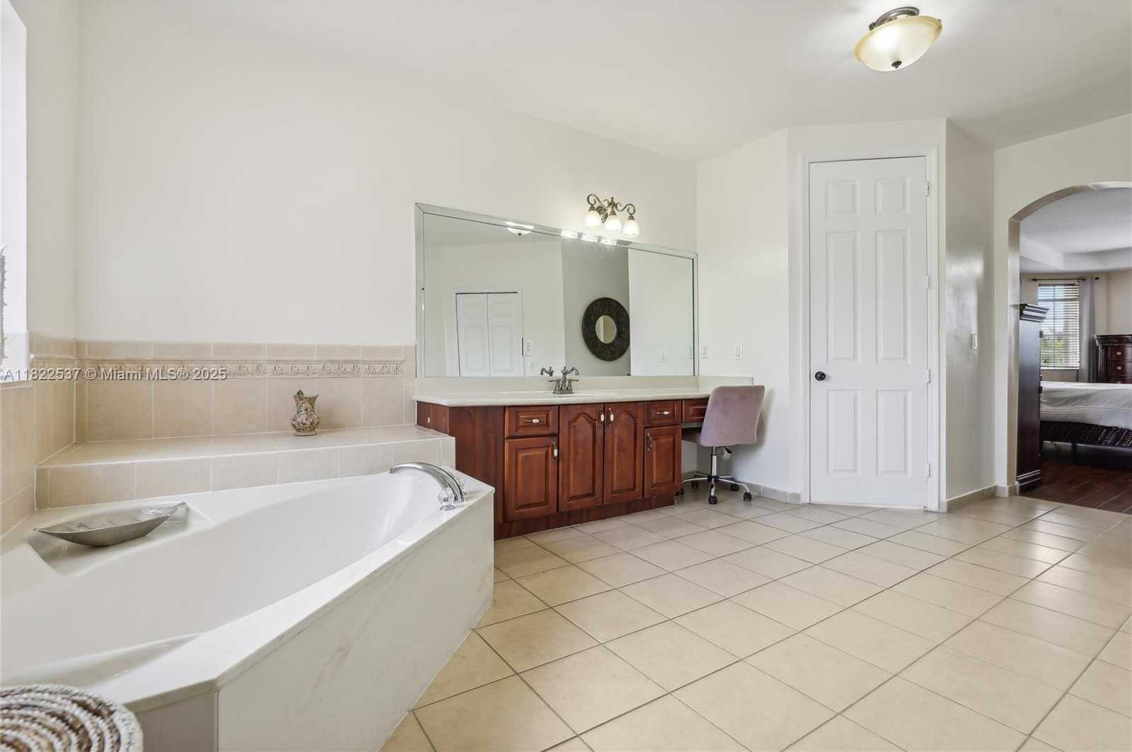 Small Image of 13006 SOUTH WEST 196TH ST, Miami Number 22