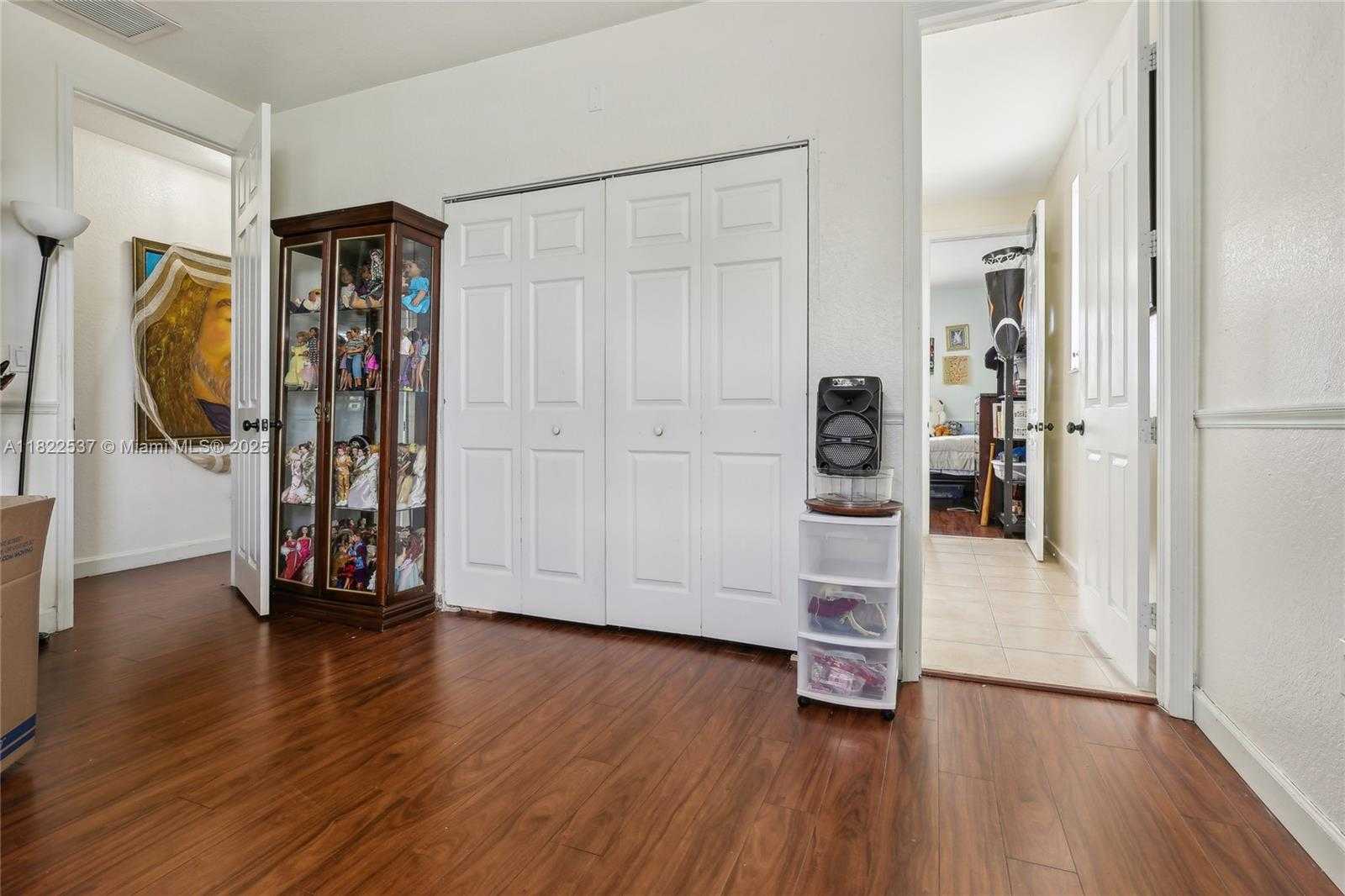 Small Image of 13006 SOUTH WEST 196TH ST, Miami Number 23