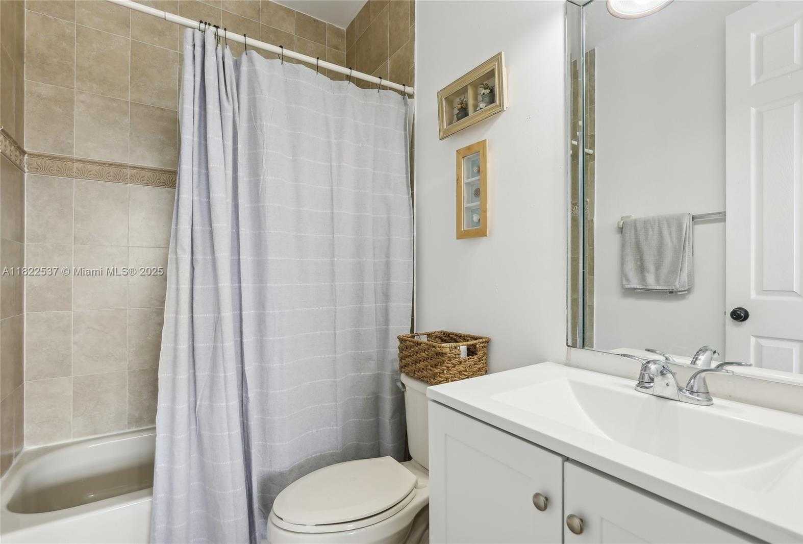 Small Image of 13006 SOUTH WEST 196TH ST, Miami Number 30