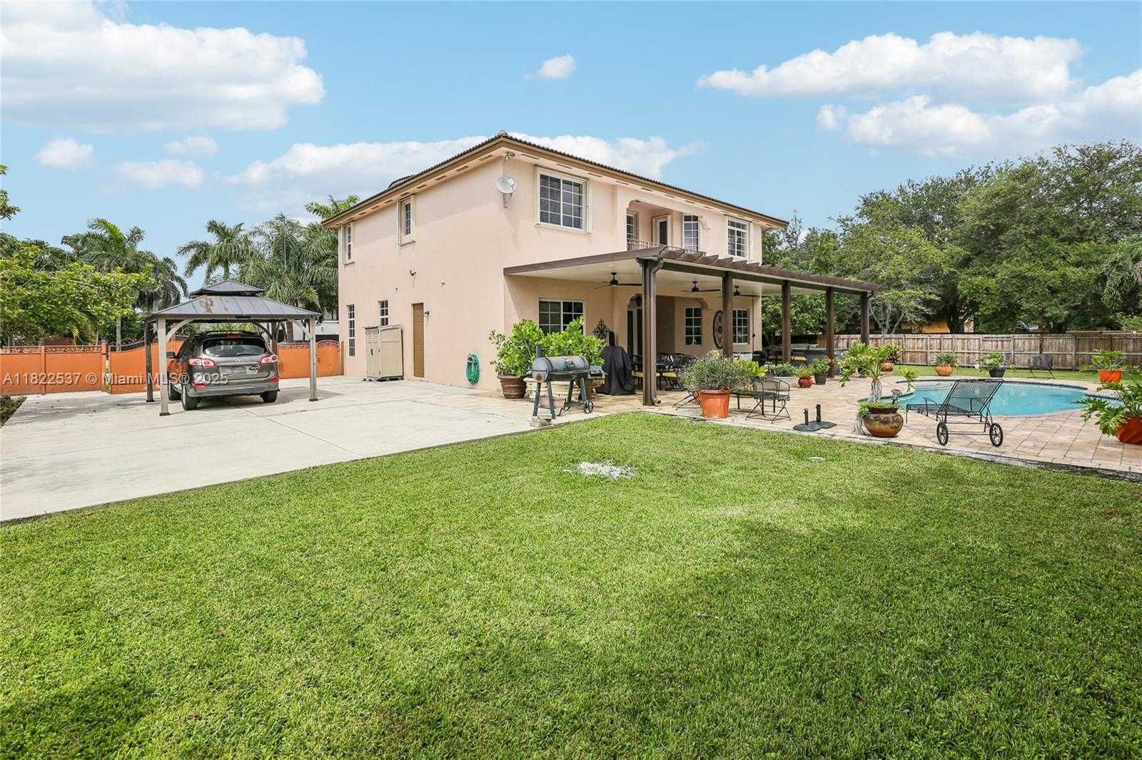 Small Image of 13006 SOUTH WEST 196TH ST, Miami Number 37