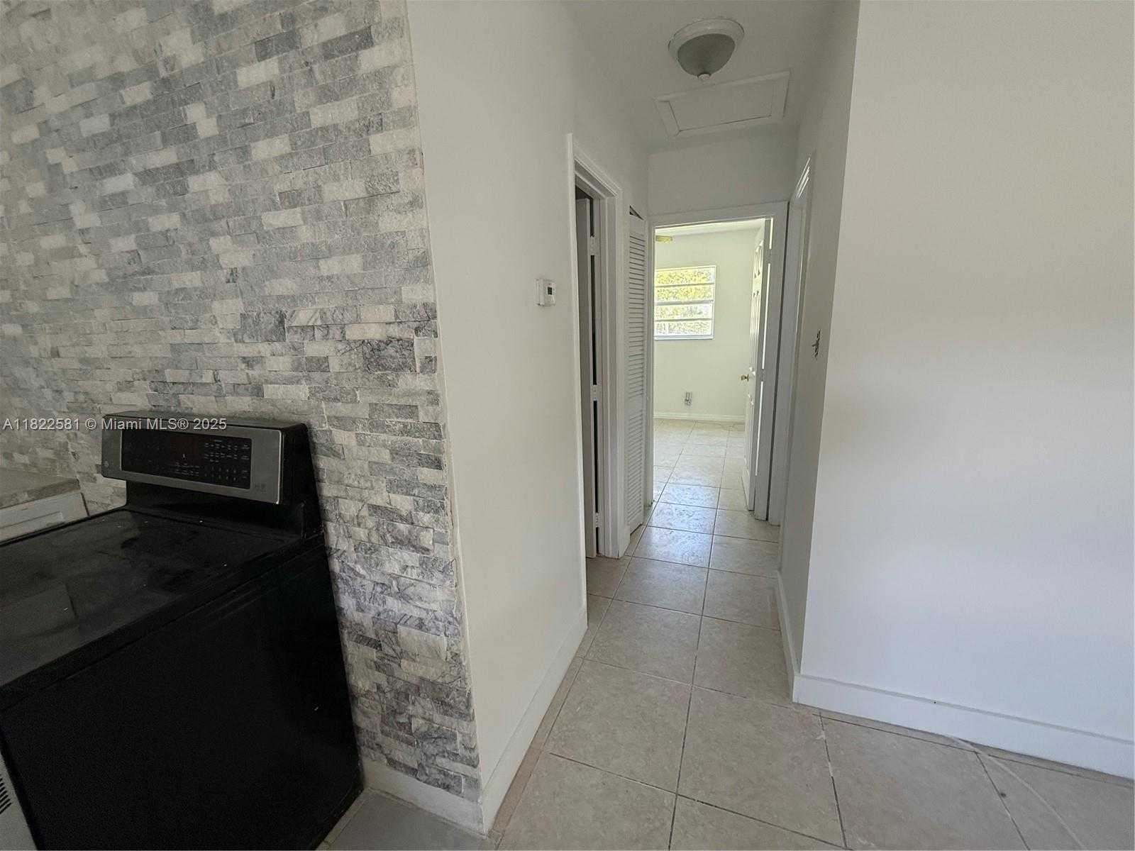 Small Image of 9801 SOUTH WEST 56TH ST, Miami Number 10