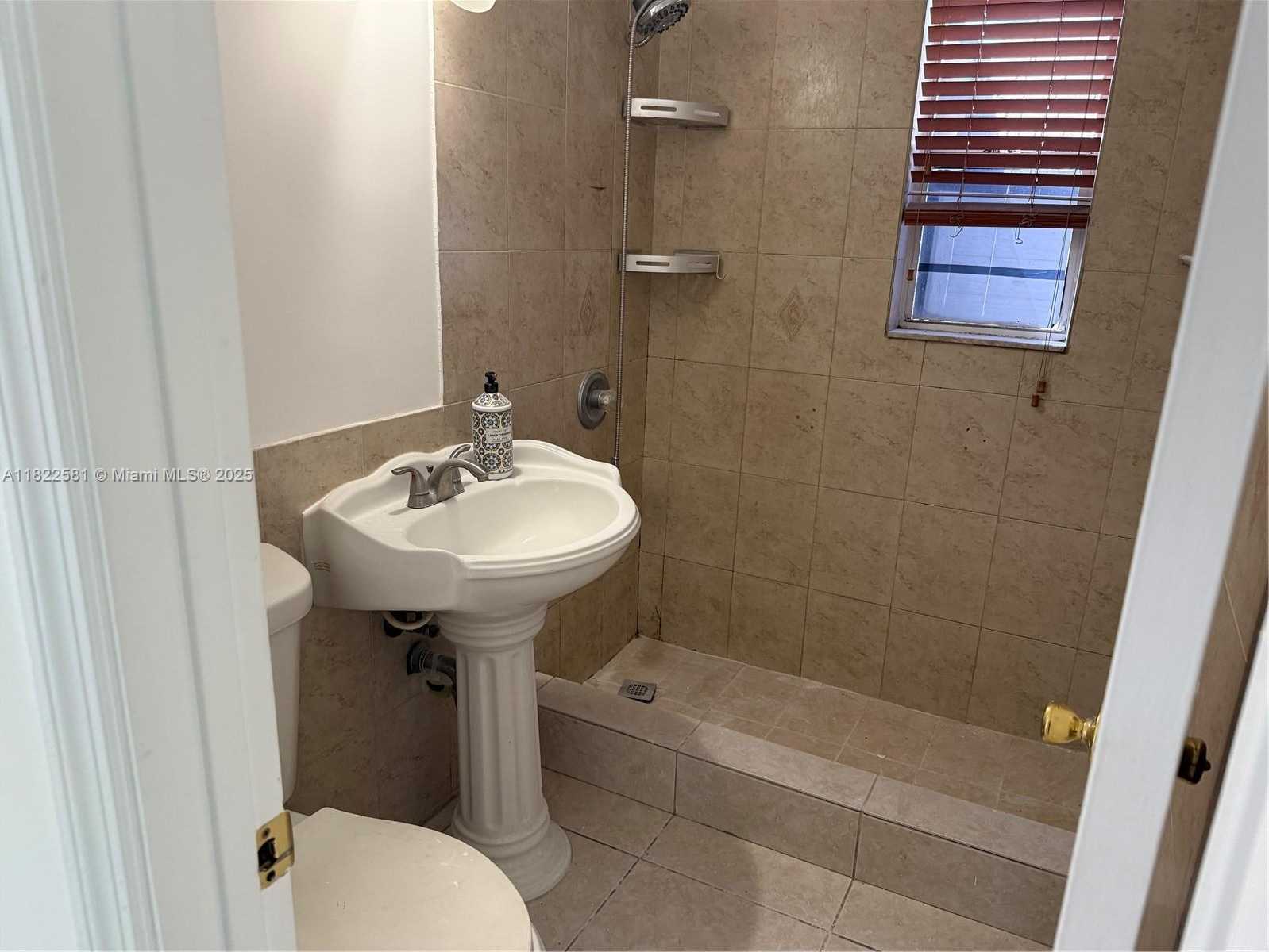 Small Image of 9801 SOUTH WEST 56TH ST, Miami Number 17