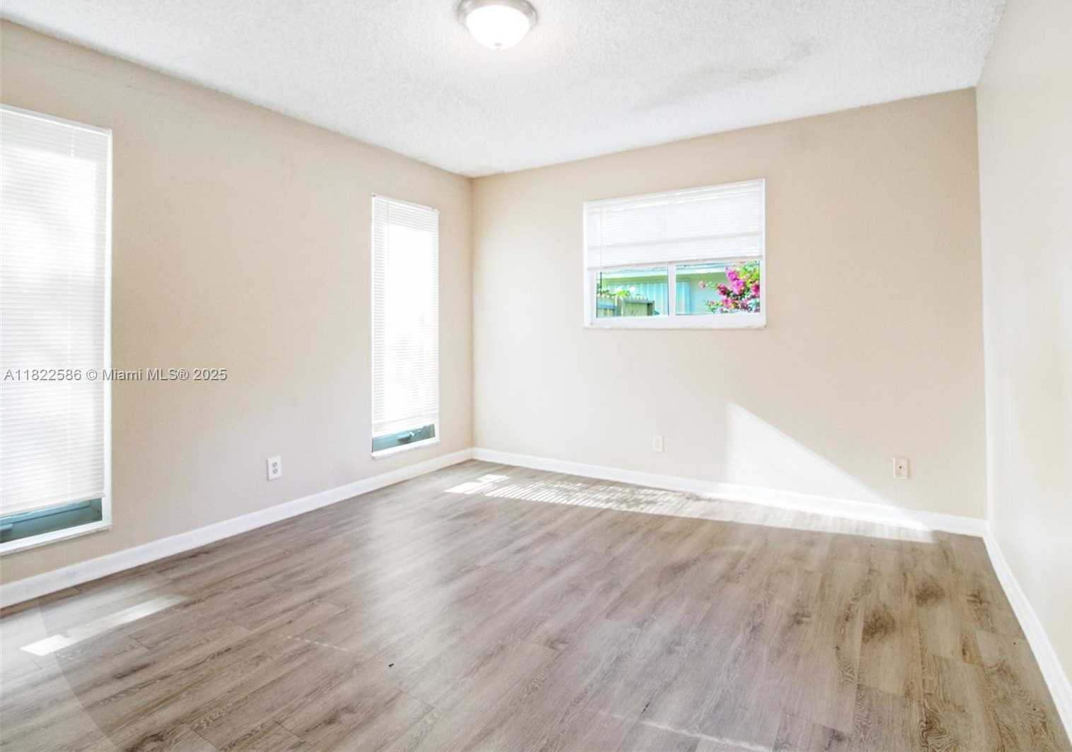 Small Image of 1531 SOUTH WEST 67TH TER, Plantation Number 14