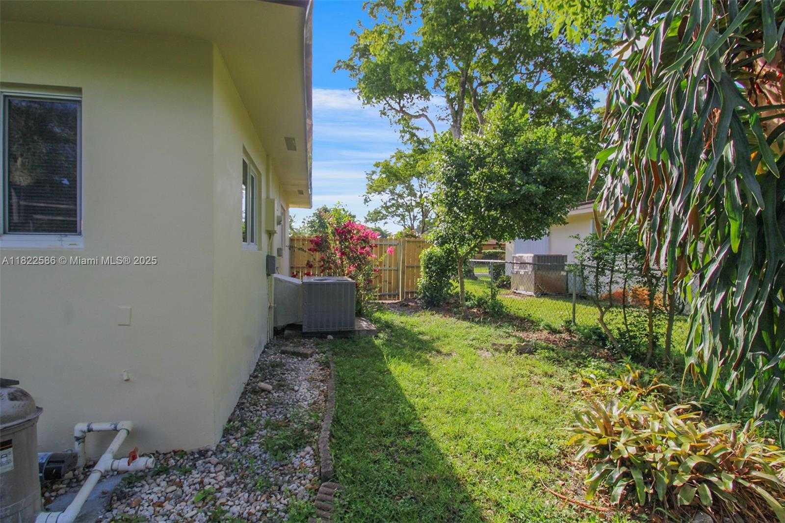 Small Image of 1531 SOUTH WEST 67TH TER, Plantation Number 22