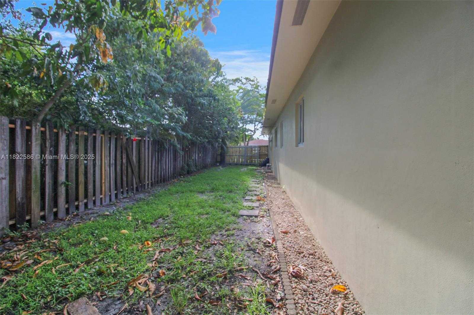 Small Image of 1531 SOUTH WEST 67TH TER, Plantation Number 25