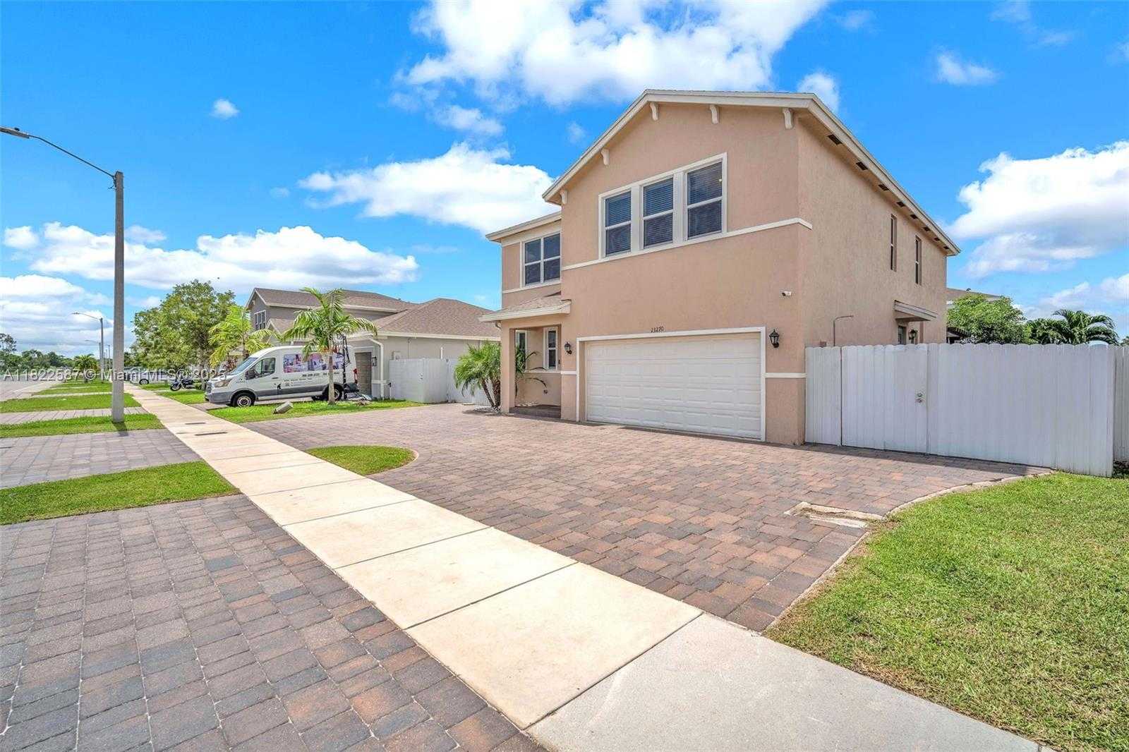 Small Image of 13270 SOUTH WEST 272ND ST, Homestead Number 17