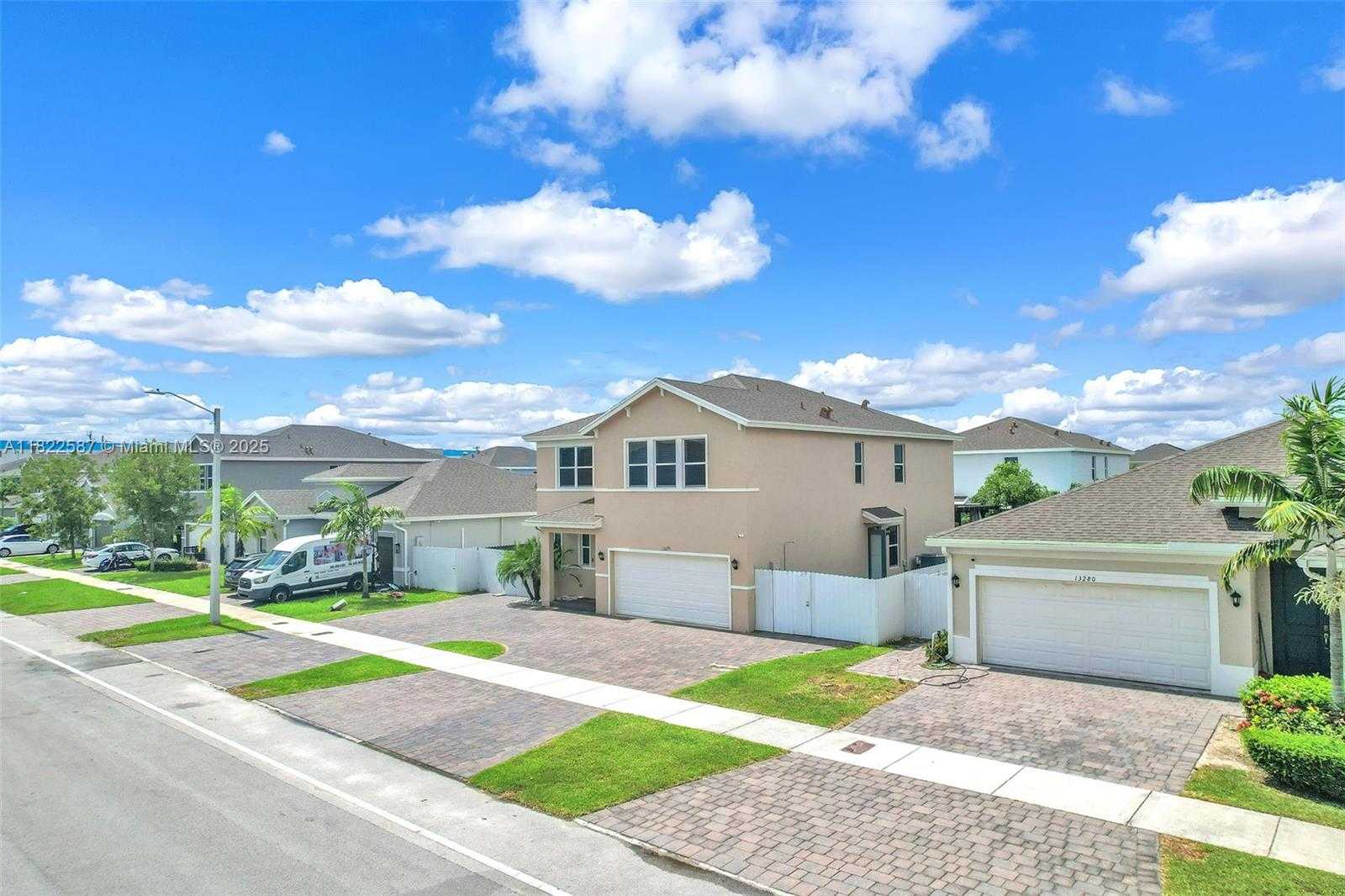 Small Image of 13270 SOUTH WEST 272ND ST, Homestead Number 2