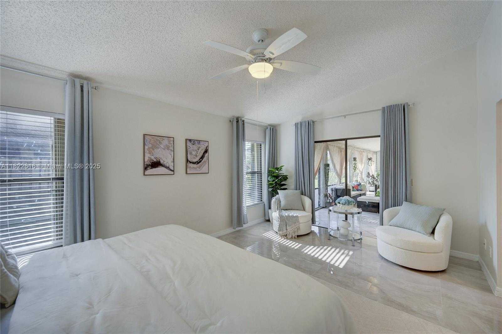 Small Image of 2530 RIVIERA DR, Delray Beach Number 14