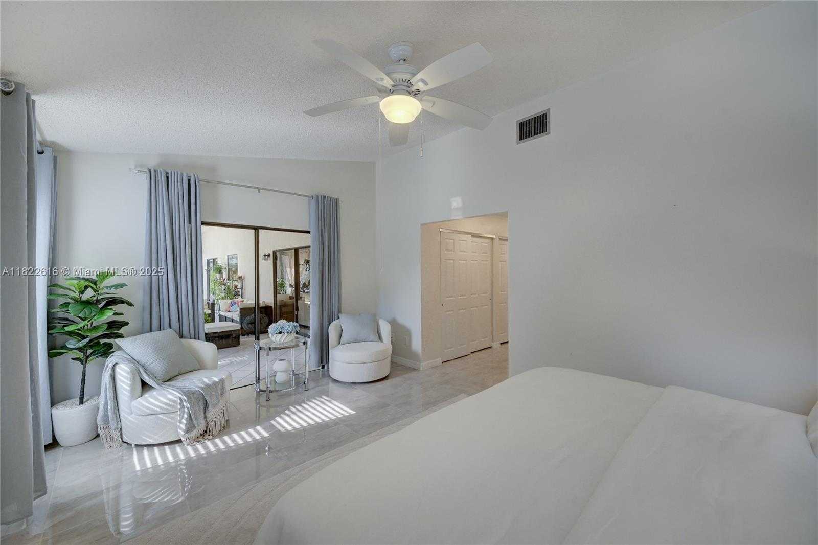 Small Image of 2530 RIVIERA DR, Delray Beach Number 15