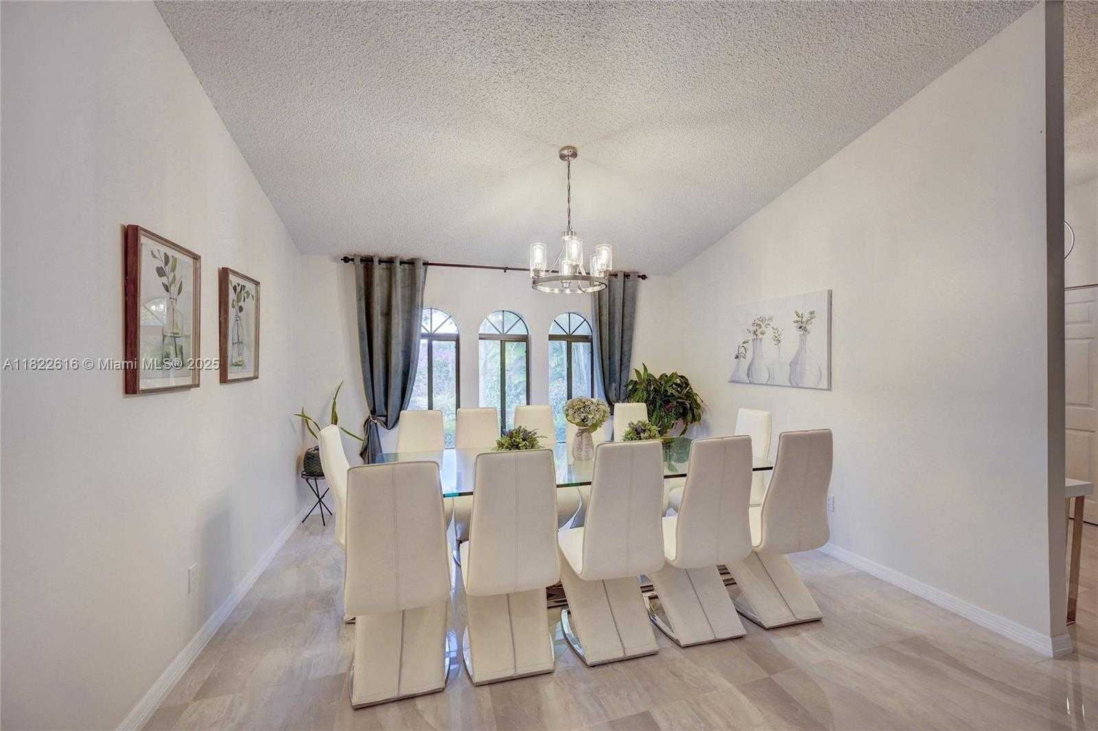 Small Image of 2530 RIVIERA DR, Delray Beach Number 16