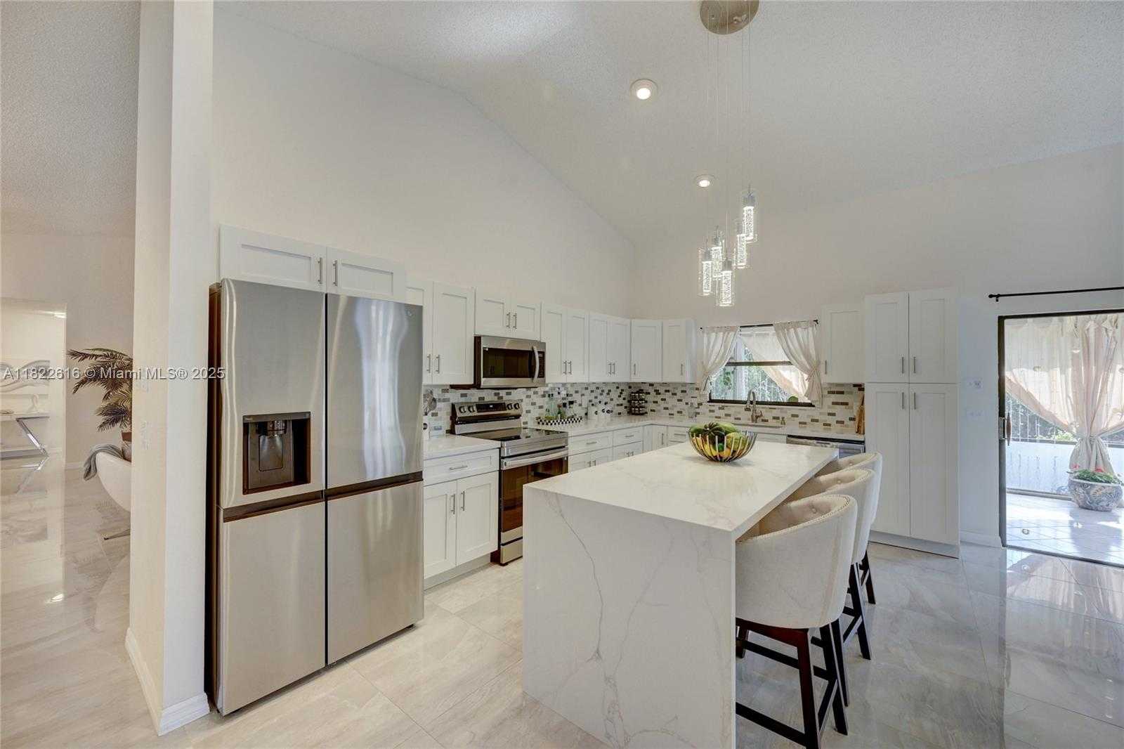 Small Image of 2530 RIVIERA DR, Delray Beach Number 20