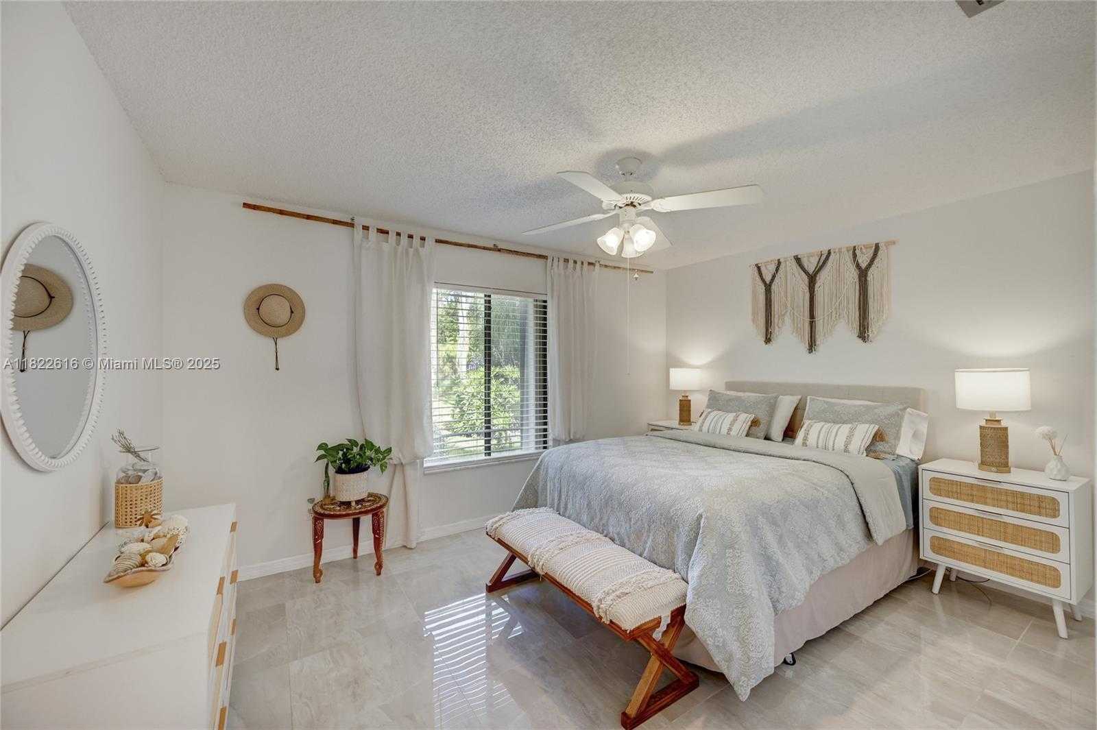 Small Image of 2530 RIVIERA DR, Delray Beach Number 26