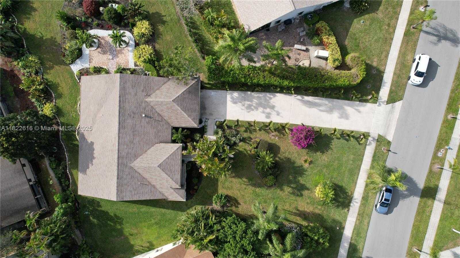 Small Image of 2530 RIVIERA DR, Delray Beach Number 33
