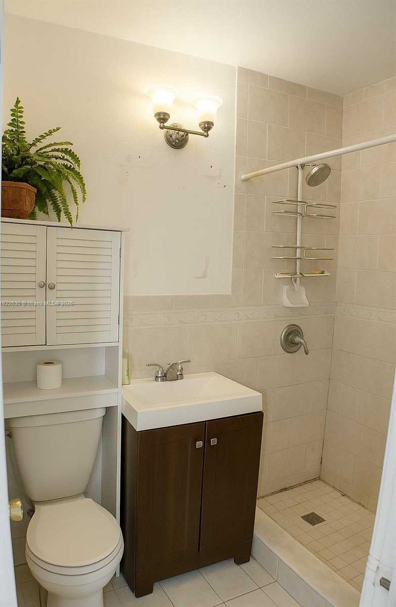 Small Image of 5348 WEST 14TH AVE, Hialeah Number 13