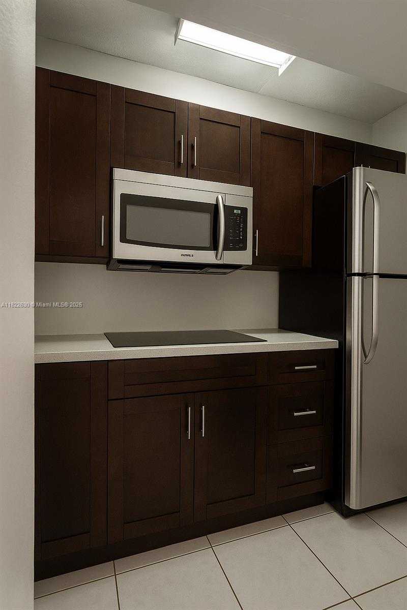 Small Image of 5348 WEST 14TH AVE, Hialeah Number 20