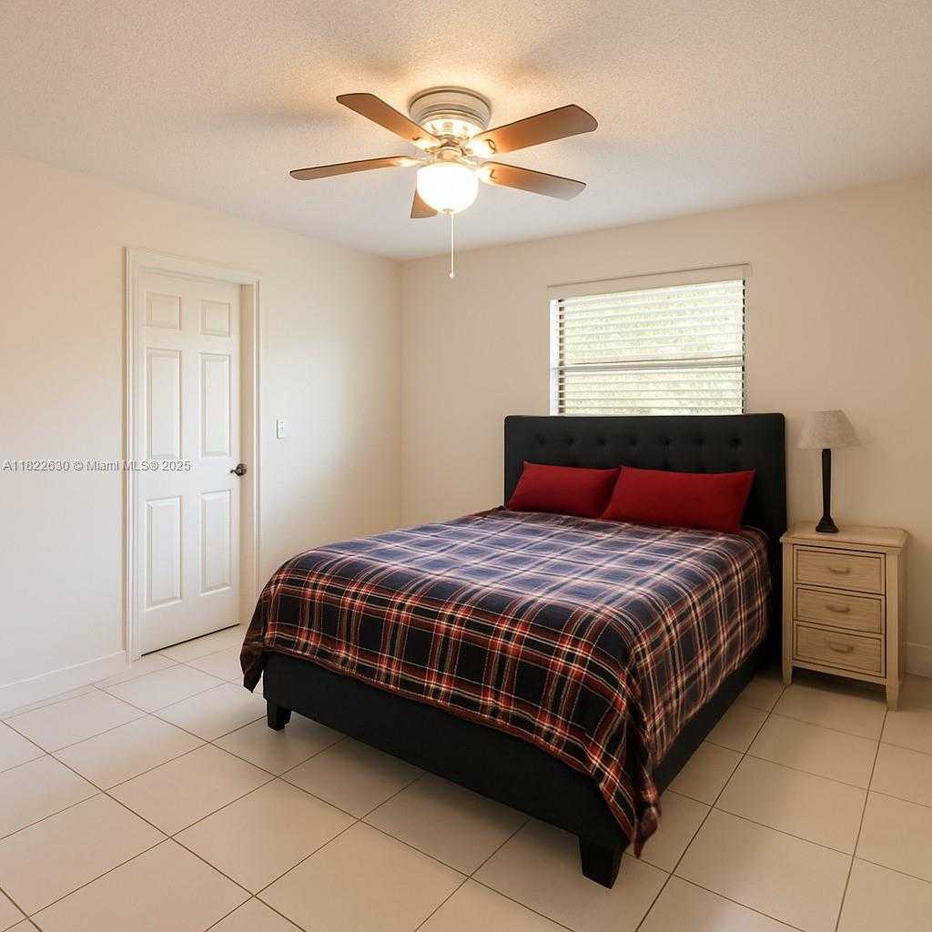 Small Image of 5348 WEST 14TH AVE, Hialeah Number 23
