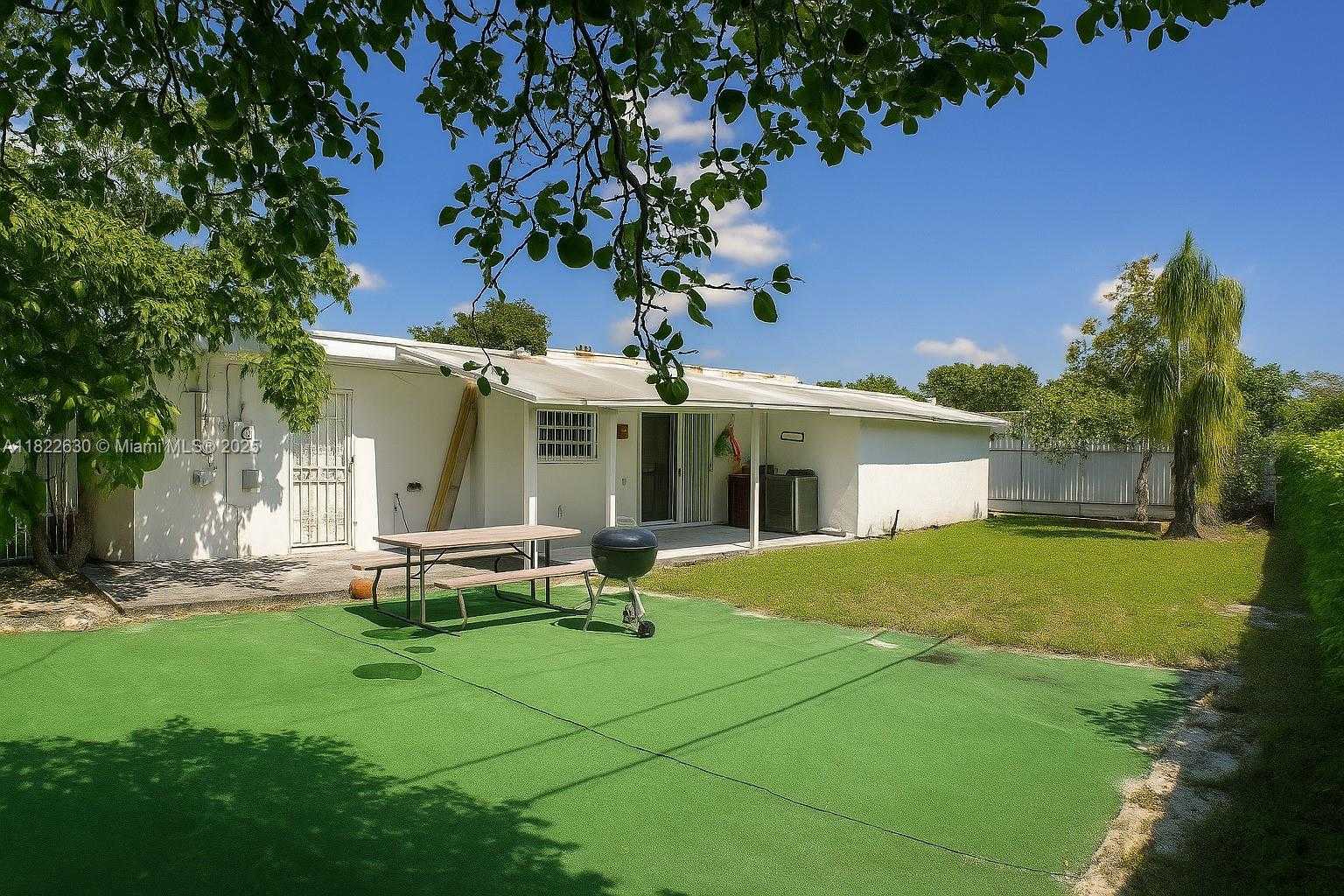 Small Image of 5348 WEST 14TH AVE, Hialeah Number 5